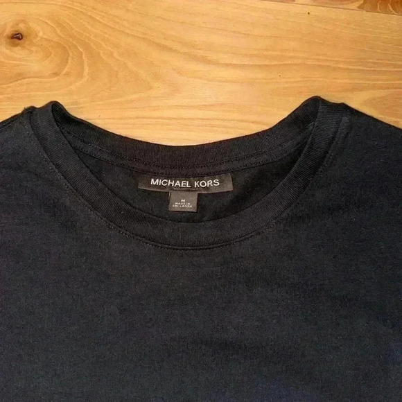 Men’s Michael Kors tshirt - Picture 2 of 3